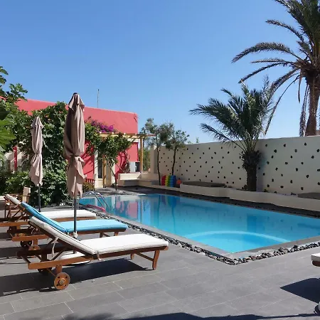 Merovigla 아파트호텔