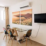 Apart Otel Merovigla Imerovigli (Santorini)